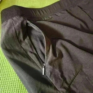 Chico's gray, stretch waist, comfortable,lightweight with zipper pockets shorts